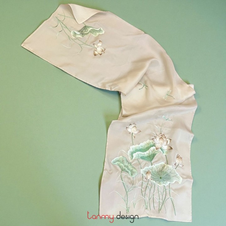 Khăn lụa 2 mặt kem thêu tay hoa sen 55*200 cm- Các mẫu